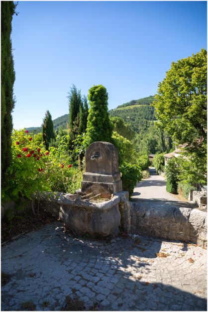 La fontaine de la route